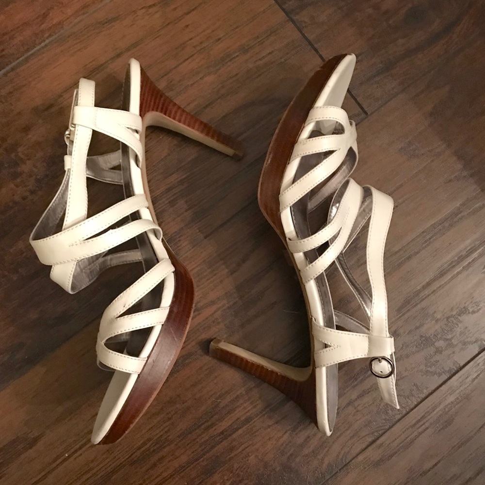 Price DROP ⬇️ Marc Fisher Heel Sandals - Picture 4 of 7